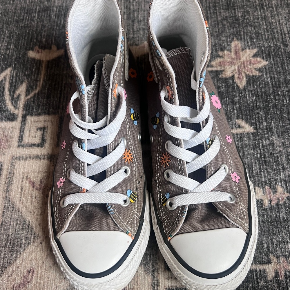 Converse Charming Kids' High-Top Sneakers with Floral and Bee Accents